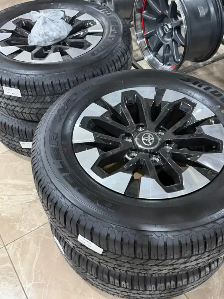 Ban copotan hilux travo 2026