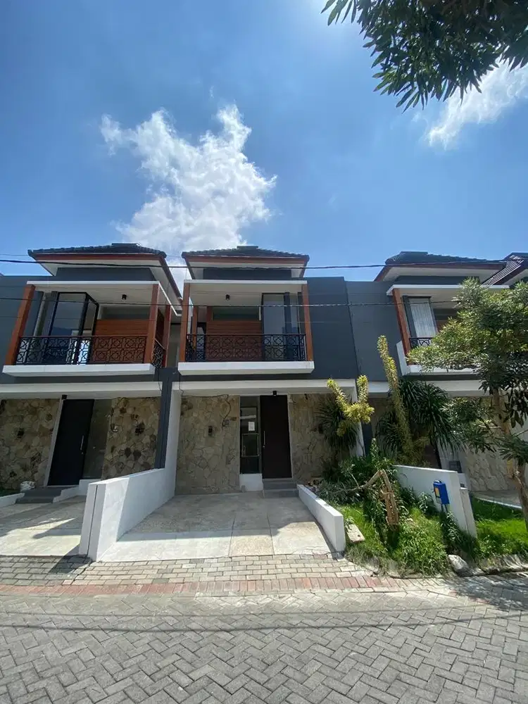 Rumah disewakan full furnished perumahan exclusive kota malang