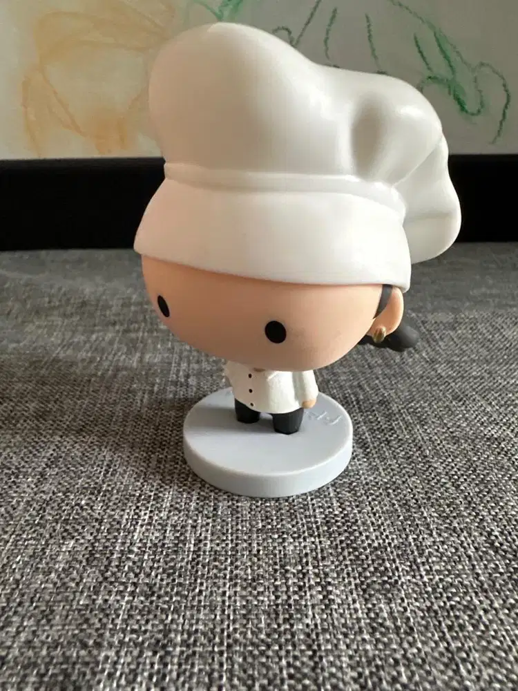Mainan action figure (original)