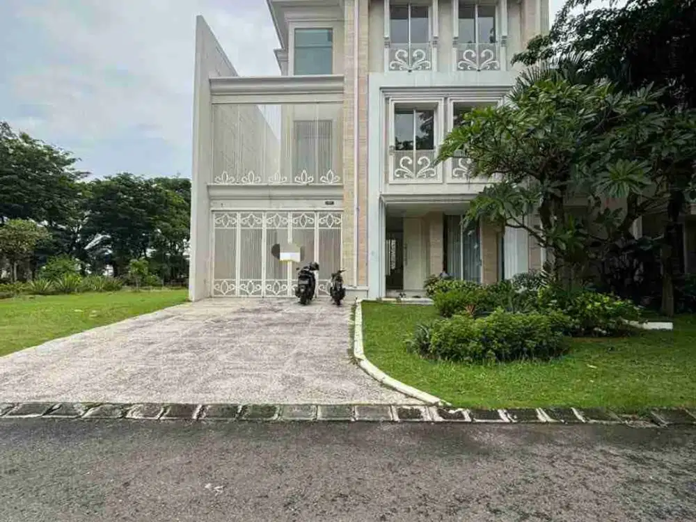Dijual Rumah Pakuwon Indah BU urgent
Unit langka Luxury mewah