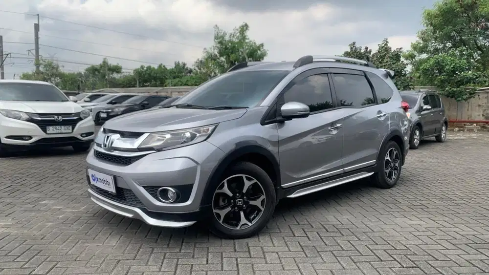 DP RENDAH - Honda BR-V 1.5 Prestige Bensin-AT 2016