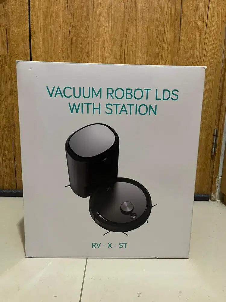 BARDI Smart Vacuum Robot with Station NEW