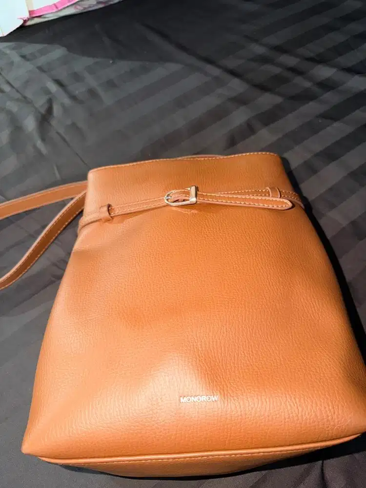 Monorow tass lucu leather