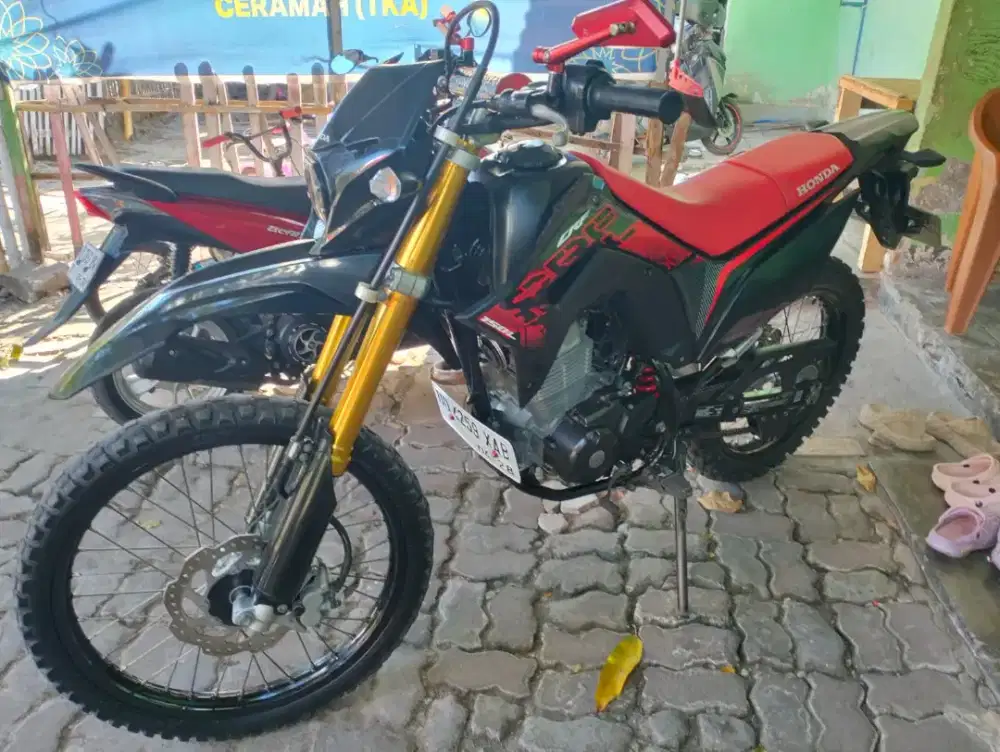 Di jual motor butuh dana, siapa cepat dia dapat