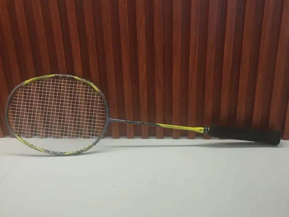 Raket badminton / bulutangkis Yonex Arcsaber 7 Play