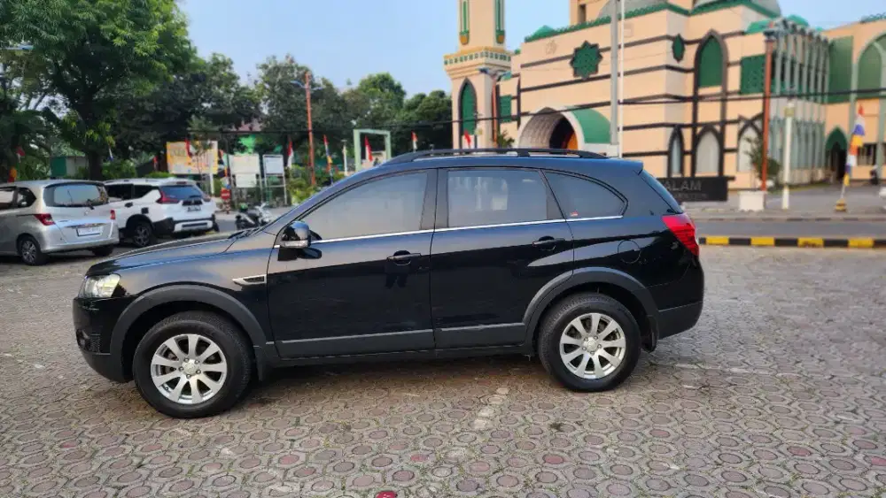 Chevrolet captiva diesel fl automatik 2011