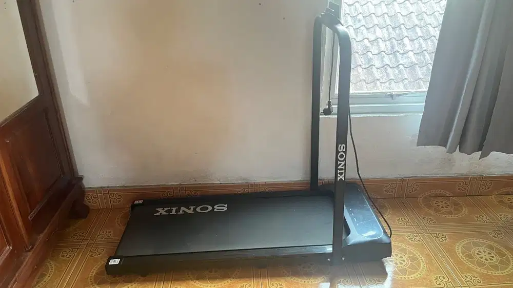 ￼Sonix Incline Treadmill STR01 Running Mat Listrik Lipat Treadmill Ele