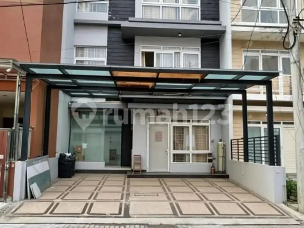 Dijual Rumah di Citra Garden 5 ( Park Residen )