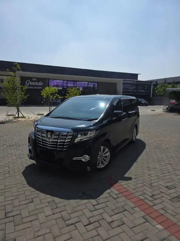 Toyota Alphard SA 2.5