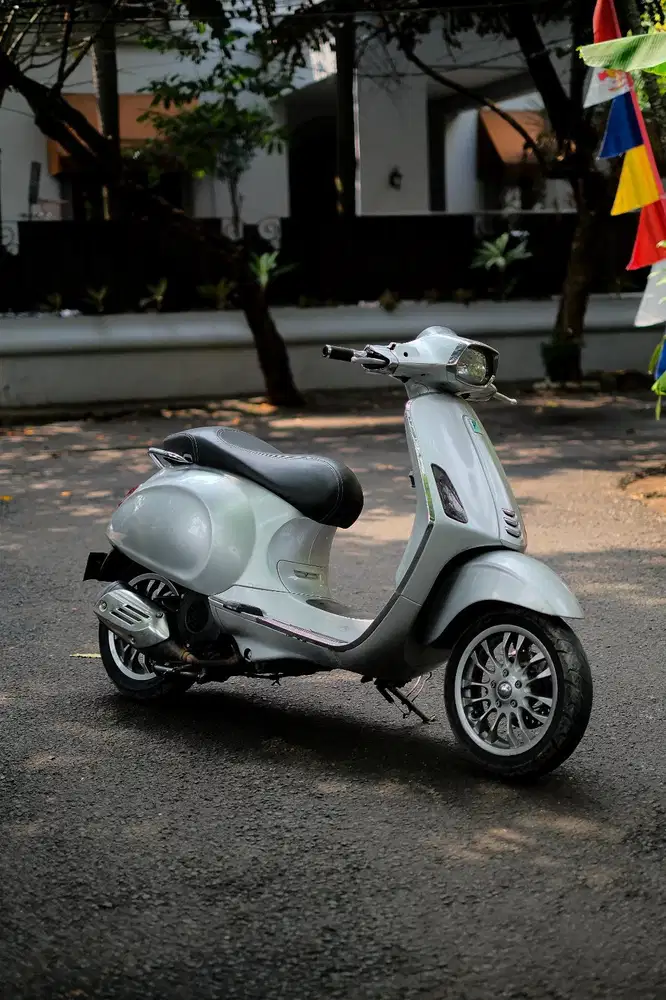 PIAGIO VESPA MATIC SPRINT 150 3VIE TAHUN 2016
