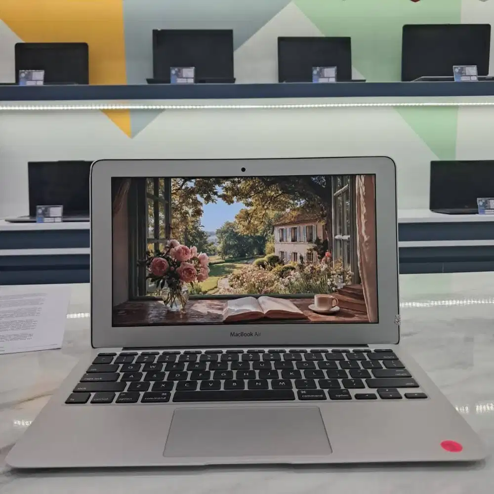 [MB08] Laptop MACEBOOK | 4GB|121GB| Cocok Untuk Mahasiswa