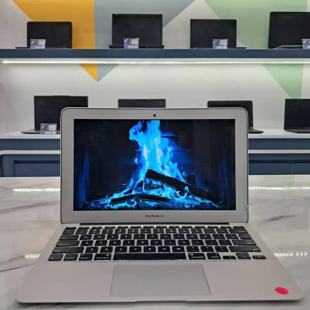 [MB08] Laptop MACEBOOK | 4GB|121GB| Cocok Untuk Mahasiswa