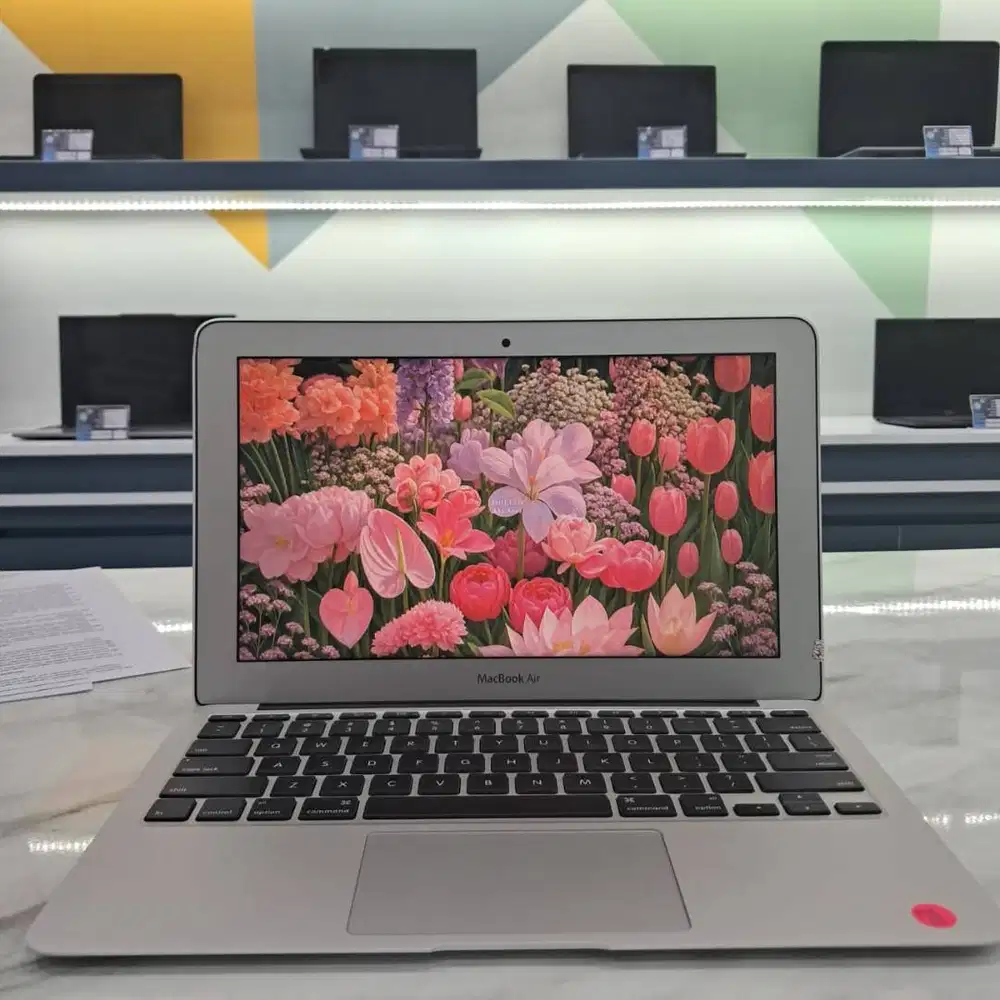 [MB08] Laptop MACEBOOK | 4GB|121GB| Cocok Untuk Mahasiswa