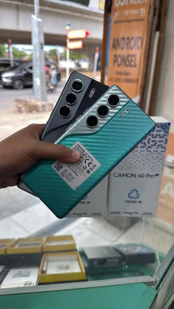 TECNO CAMON 40 PRO RAM 16/256 FULLSET SUPER MULUS BERGARANSI SPEK GAMI