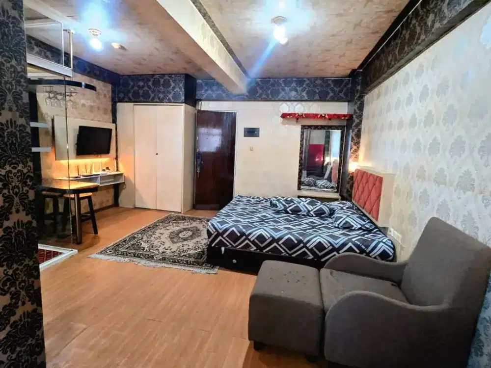 DIJUAL APARTEMEN GUNAWANGSA MANYAR TOWER A LANTAI 19 FULL FURNISHED - CORNER