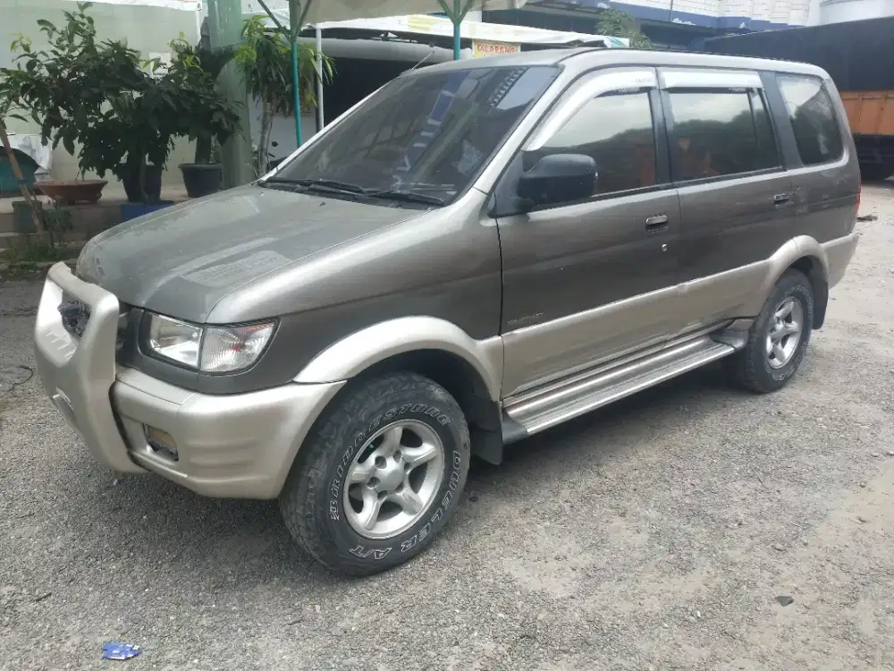 Isuzu Grand touring 2002 Diesel