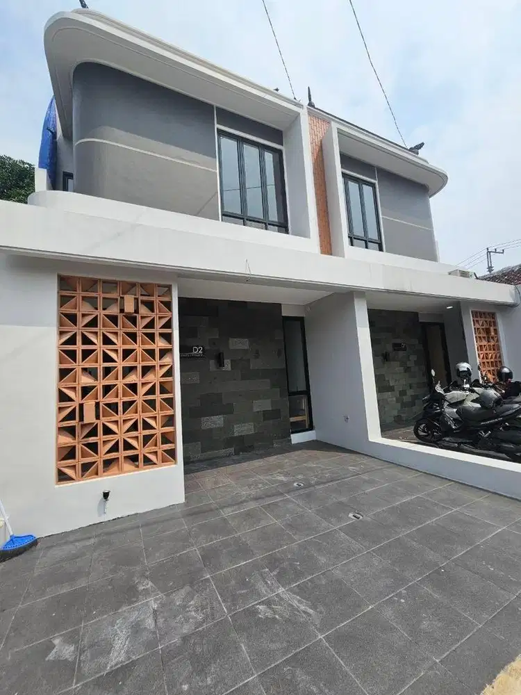 Rumah 2 Lantai Idaman Keluarga