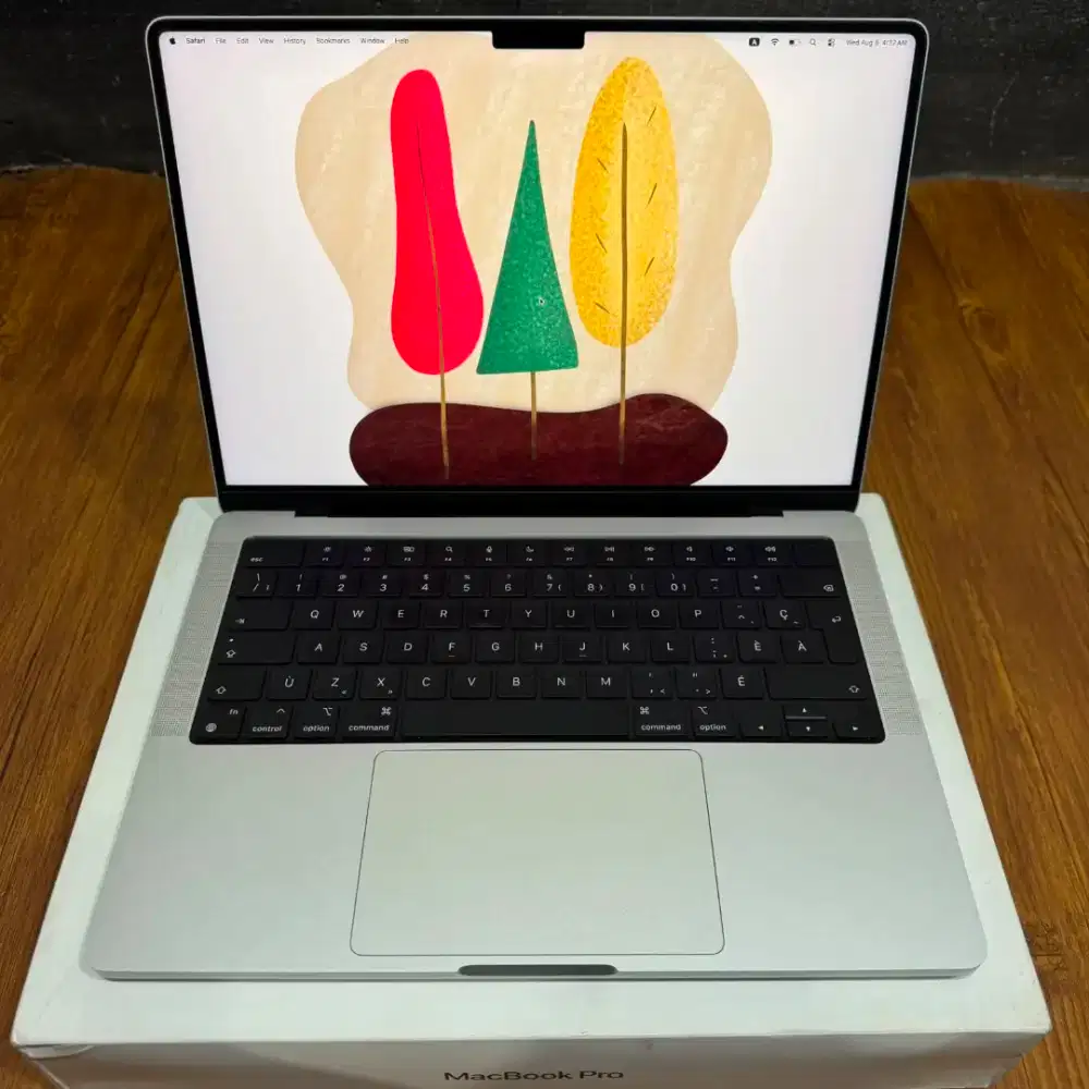 Macbook m1 pro 2021 ram 16gb ssd 512gb fullset siap pakai bisa cod