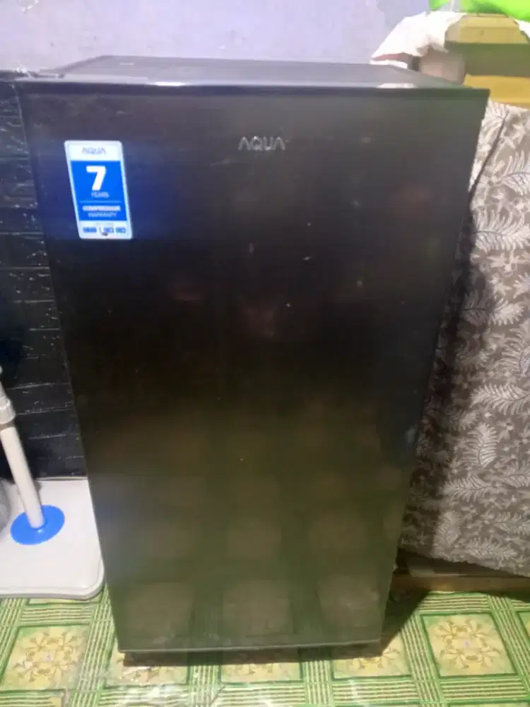 Kulkas aqua 1 pintu