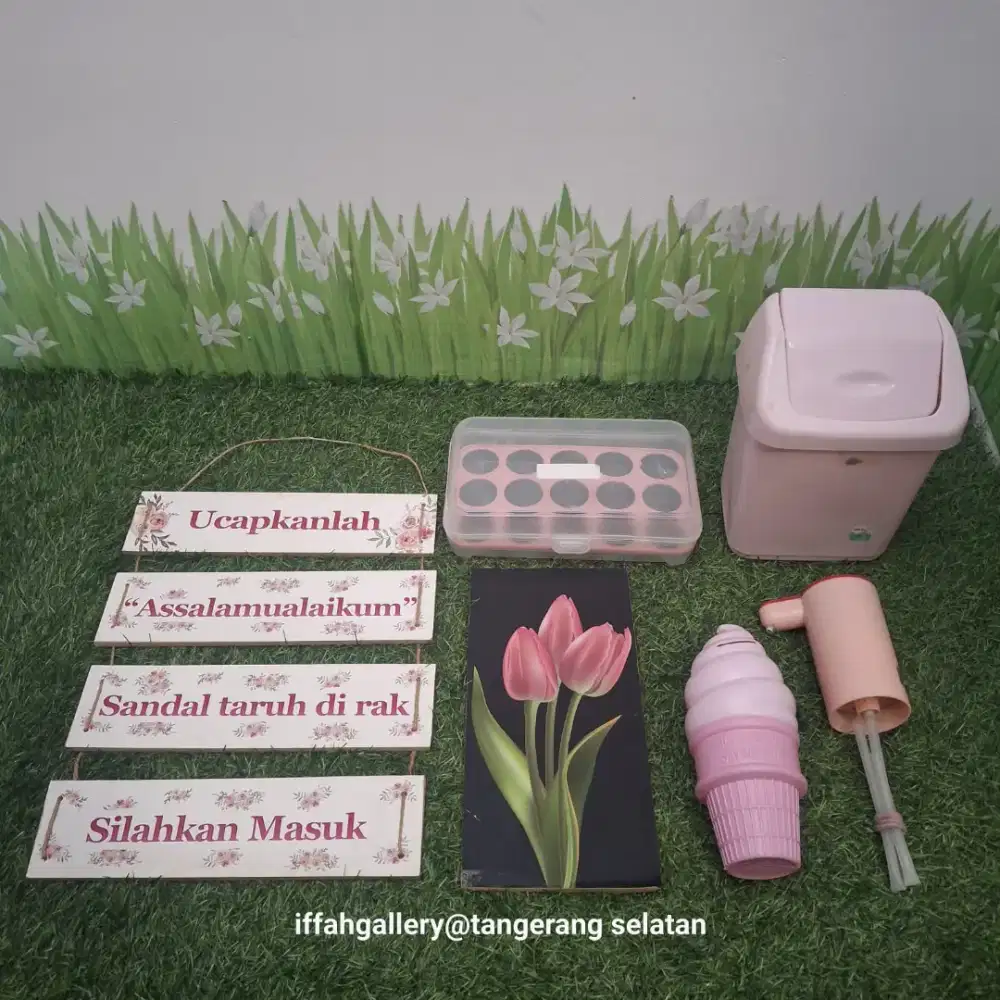 Paket Perabot Pink Bersih Normal Siap Pakai