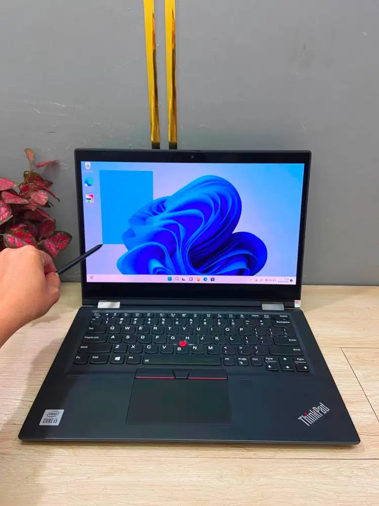 LAPTOP SEKOLAH & KULIAH LENOVO YOGA I5 GEN10 16/256 13 INCH TOUCH *ETM