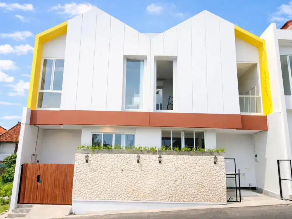 Dijual Villa 2 Lantai Dengan 3 Kamar Tidur Lokasi Di Tibubeneng