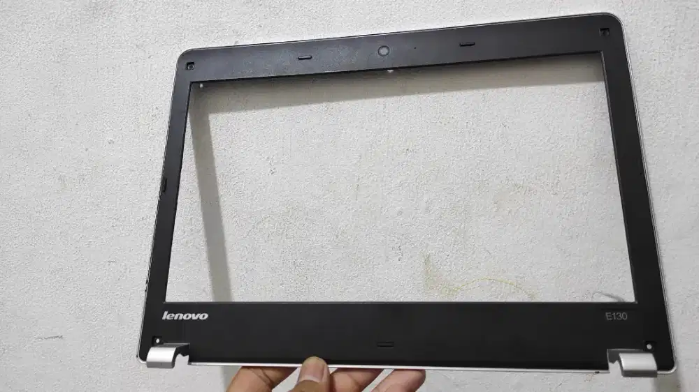 Frame Bezel LCD Lenovo ThinkPad E130 Ori