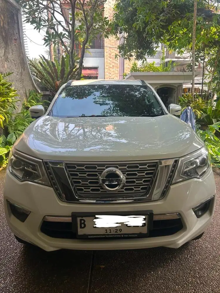 DIJUAL NISSAN TERRA 2018 MULUS