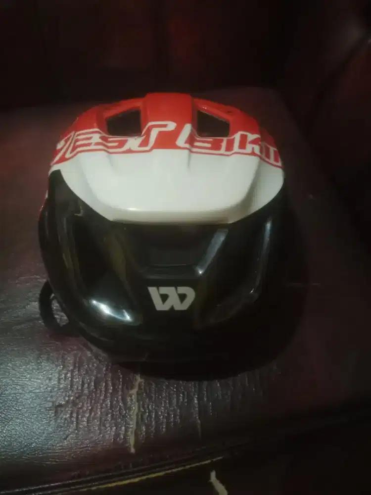 Helm sepeda merk west biking