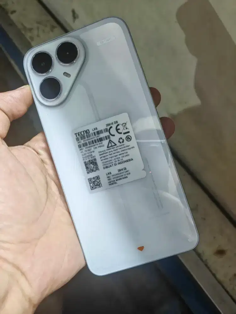 Pova 8 5G 8/256 1000% seperti baru