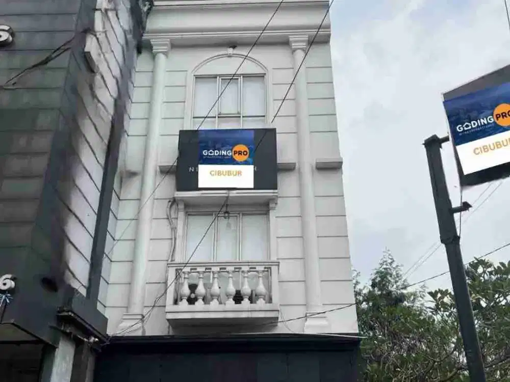 Dijual / Disewa Ruko 3,5 lantai
Jl. Alternative Cibubur 
Cibubur. Depok Jawa Barat
*cocok  buat Usaha*