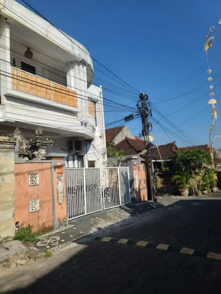 JUAL CEPAT RUMAH LT 2 DALUNG PERMAI DEKAT BUNDARAN KUTA UTARA
