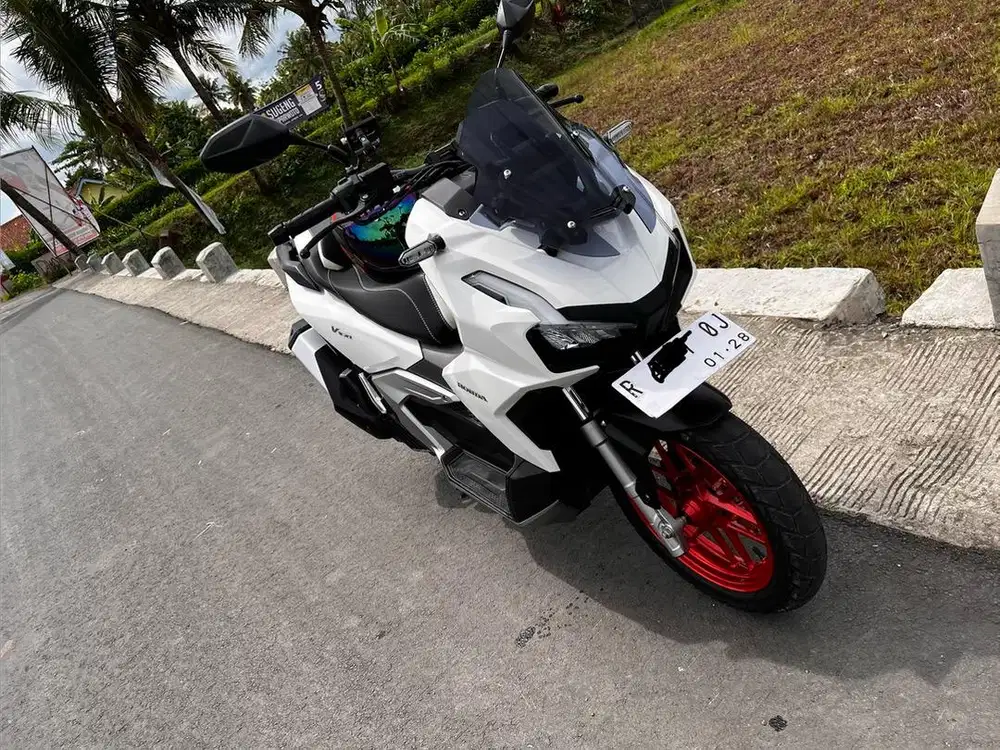 JUAL MOTOR ADV 160cc KILOMETER RENDAH