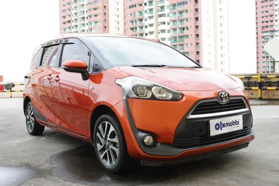 TDP 7, JT Toyota Sienta 1.5 V Bensin-MT Orange 2016