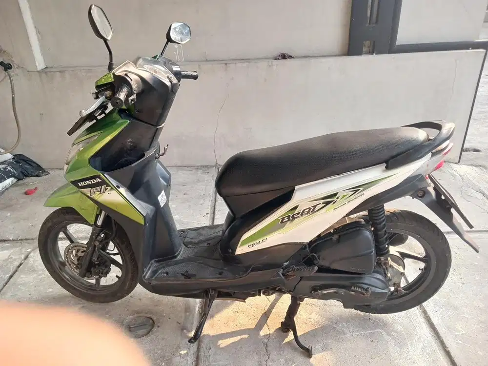 Jual Beat FI Tahun 2013 Warna Hijau putih