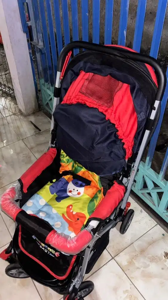 Stroller bayi masih mulus