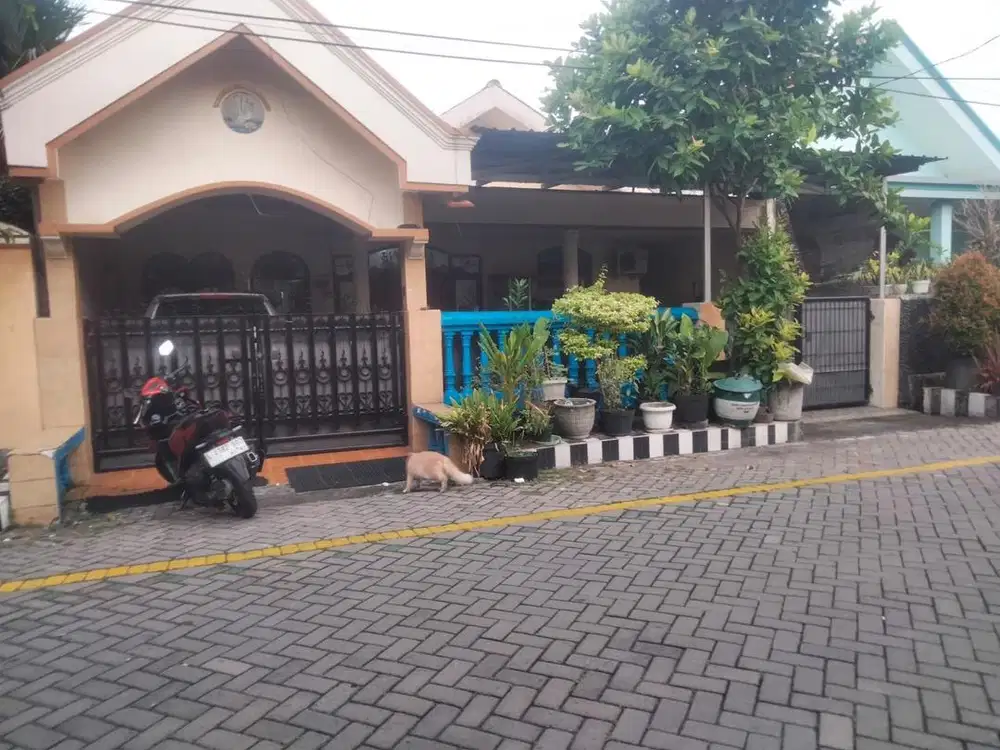Dijual rumah kebraon surabaya