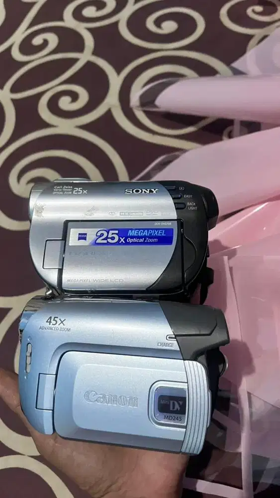 HANDY CAM CANON X SONY
