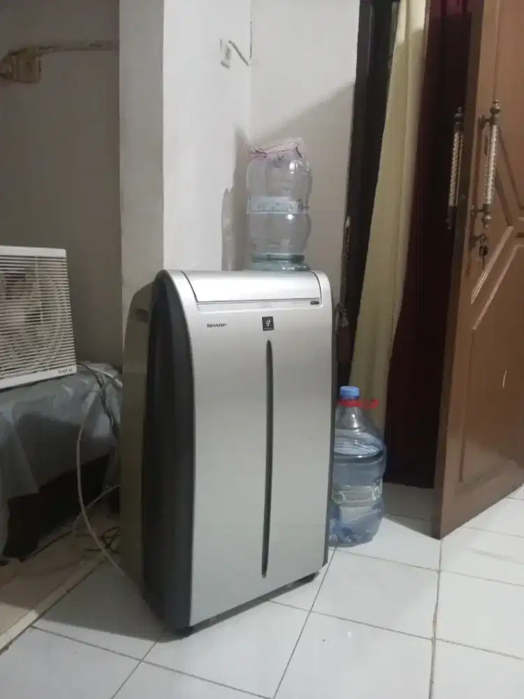 AC portable merk Sharp