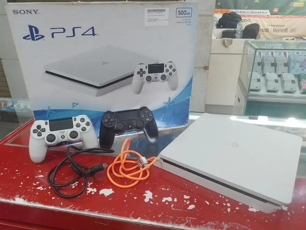 PS4 Slim Ori 500GB + 2 Stik (Glacier White)