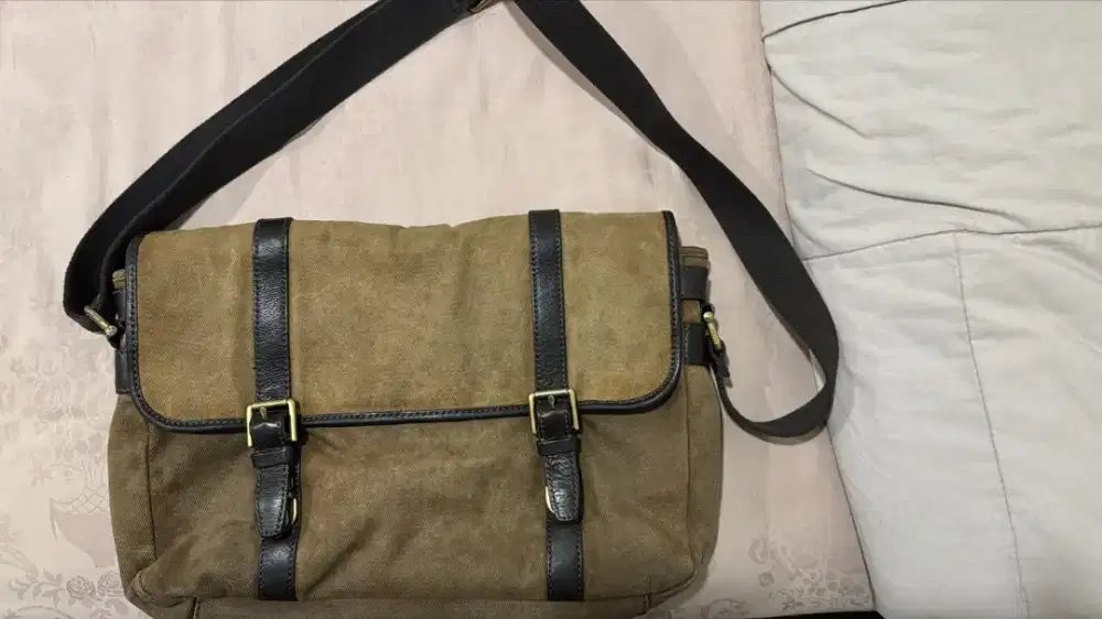 Tas fossil original