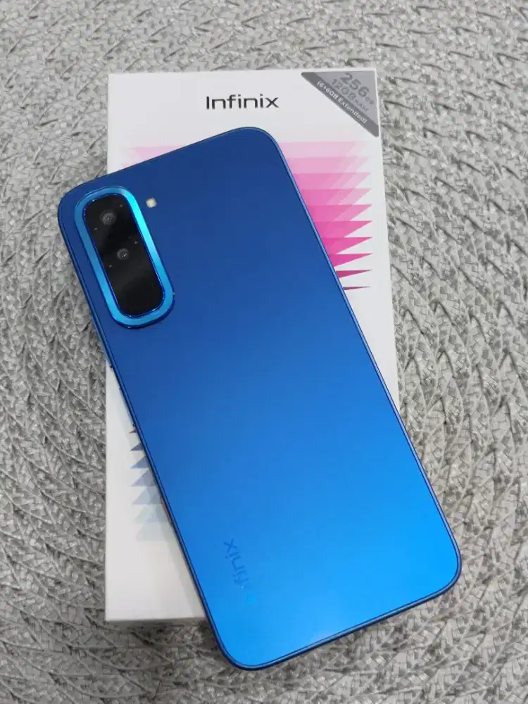 Infinix Hot 70 6/256 Gb