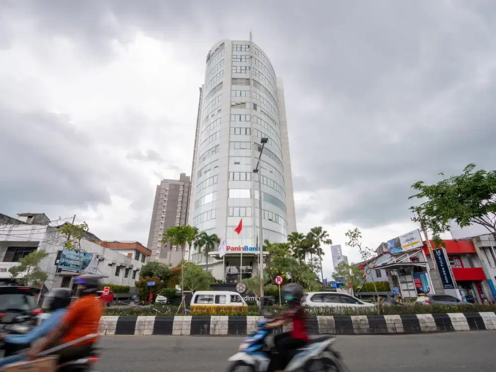 Akses all-inclusive ke ruang kerja, kantor virtual, dan ruang rapat di Regus Panin Tower