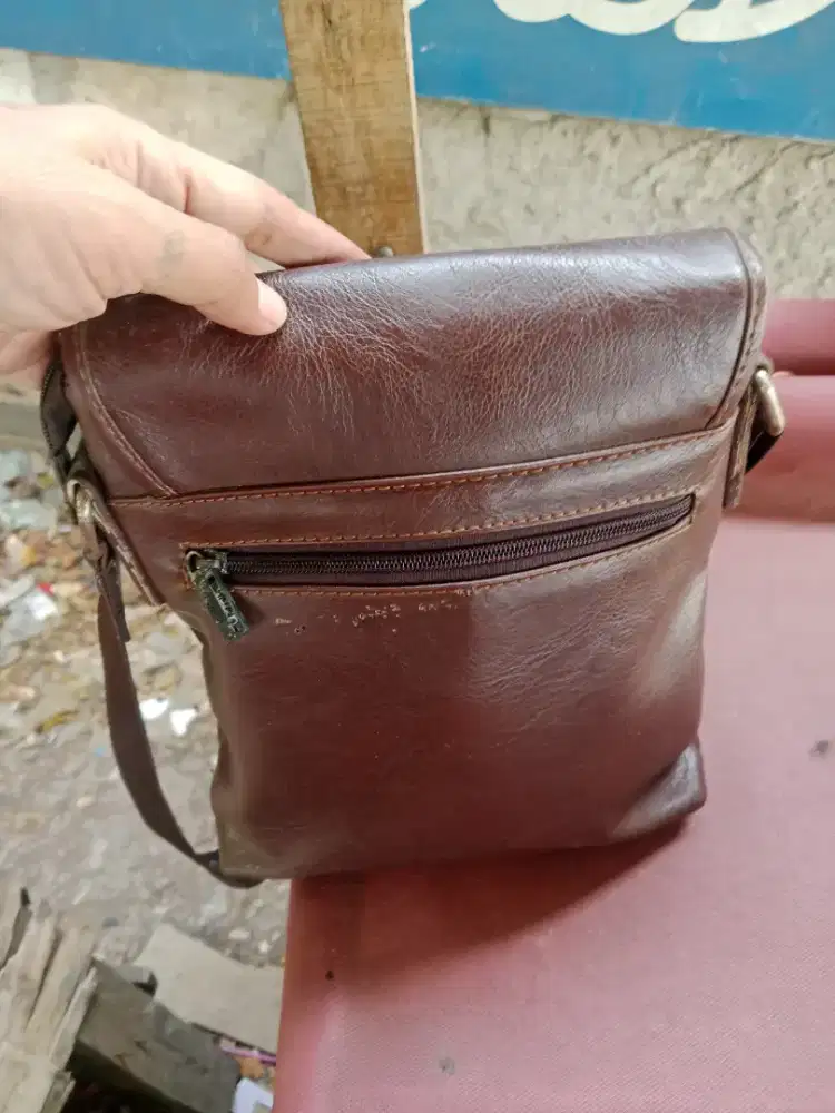 Tas selempang pria