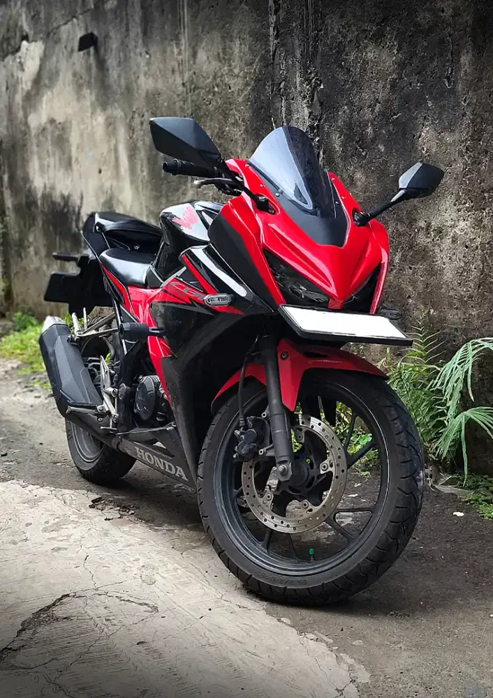Honda CBR 150 CBR150R 2018