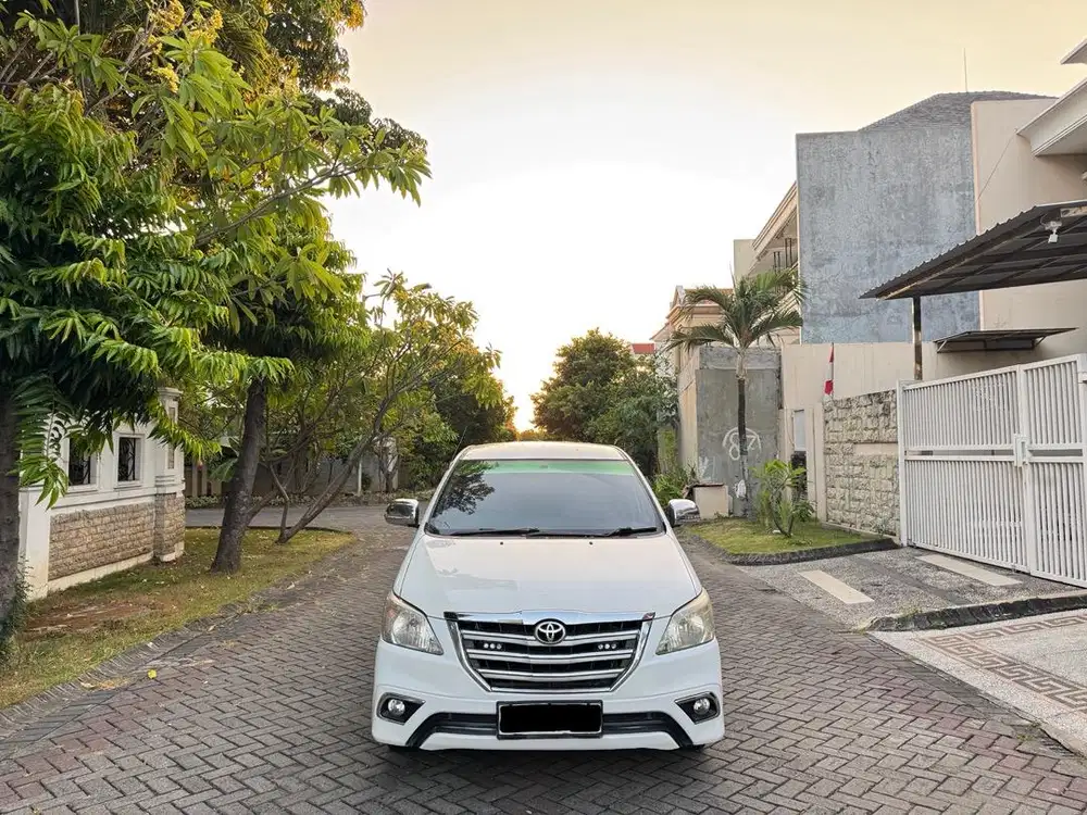 Toyota Grand New Innova 2.5 Diesel Manual 2015 Modif V Putih Plat W
