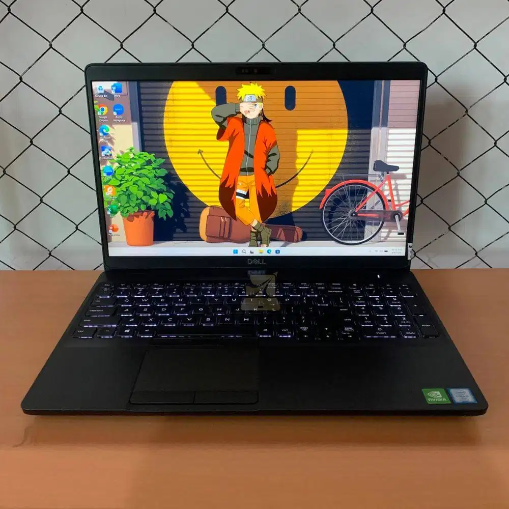 Dell Latitude 5501 / i7-9850H / RAM 16GB / SSD 256GB / NVIDIA MX150 /