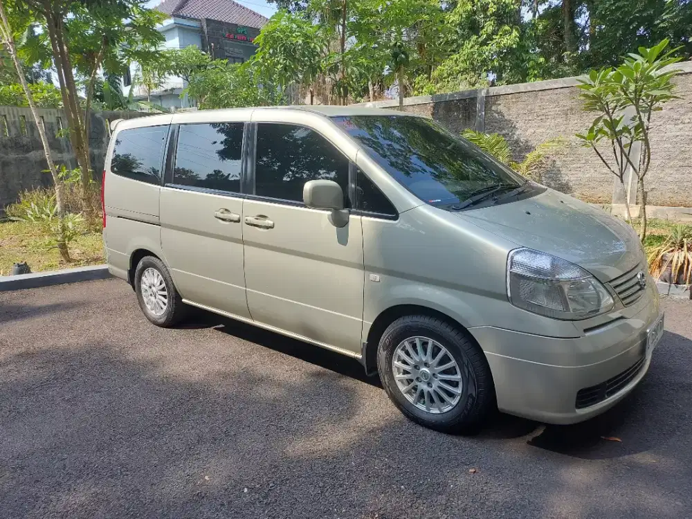 Serena CT 2009 antik km 79 rb