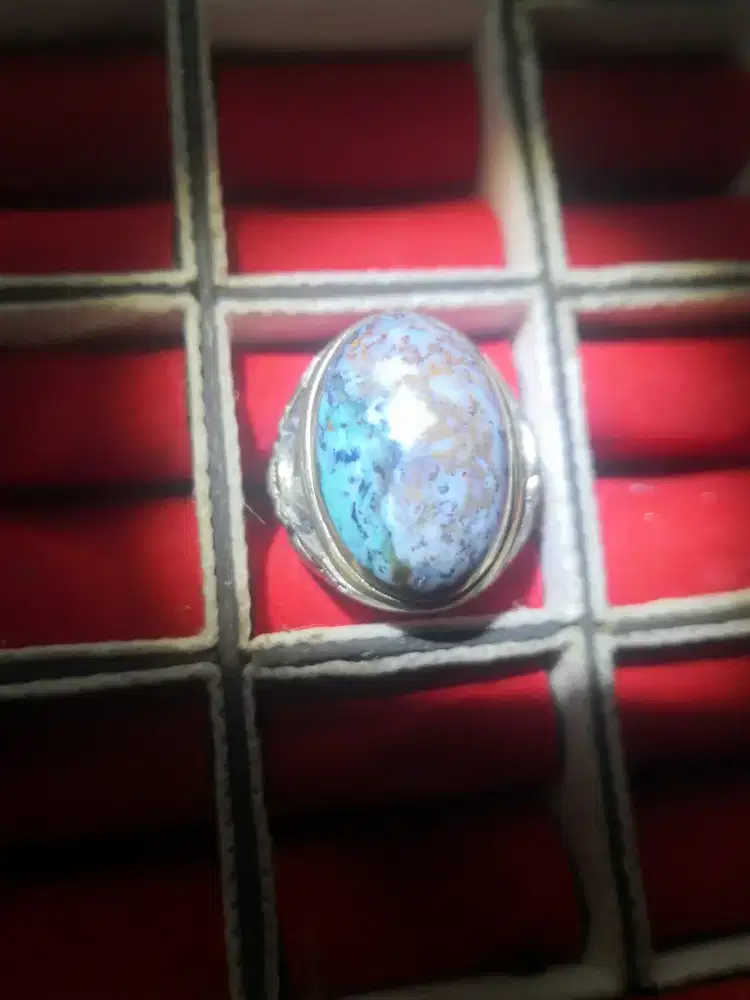 Cincin batu bacan doko kembang bacan elektrik