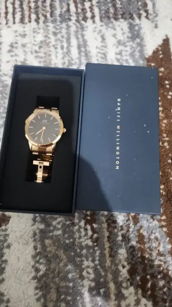 Daniel Wellington seri Iconic Link